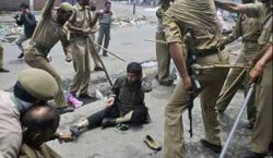 مقبوضہ کشمیر میں بھارتی مظالم کے خلاف اطالوی دار الحکومت روم میں پاکستانی کمیونٹی کا احتجاجی مظاہرہ