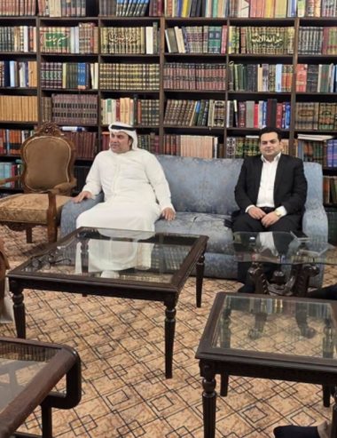 السيناتور العلامة راجة ناصر عباس يبحث مع المستثمر الإماراتي الدكتور بو عبد الله فرص الاستثمار والتعاون في باكستان
